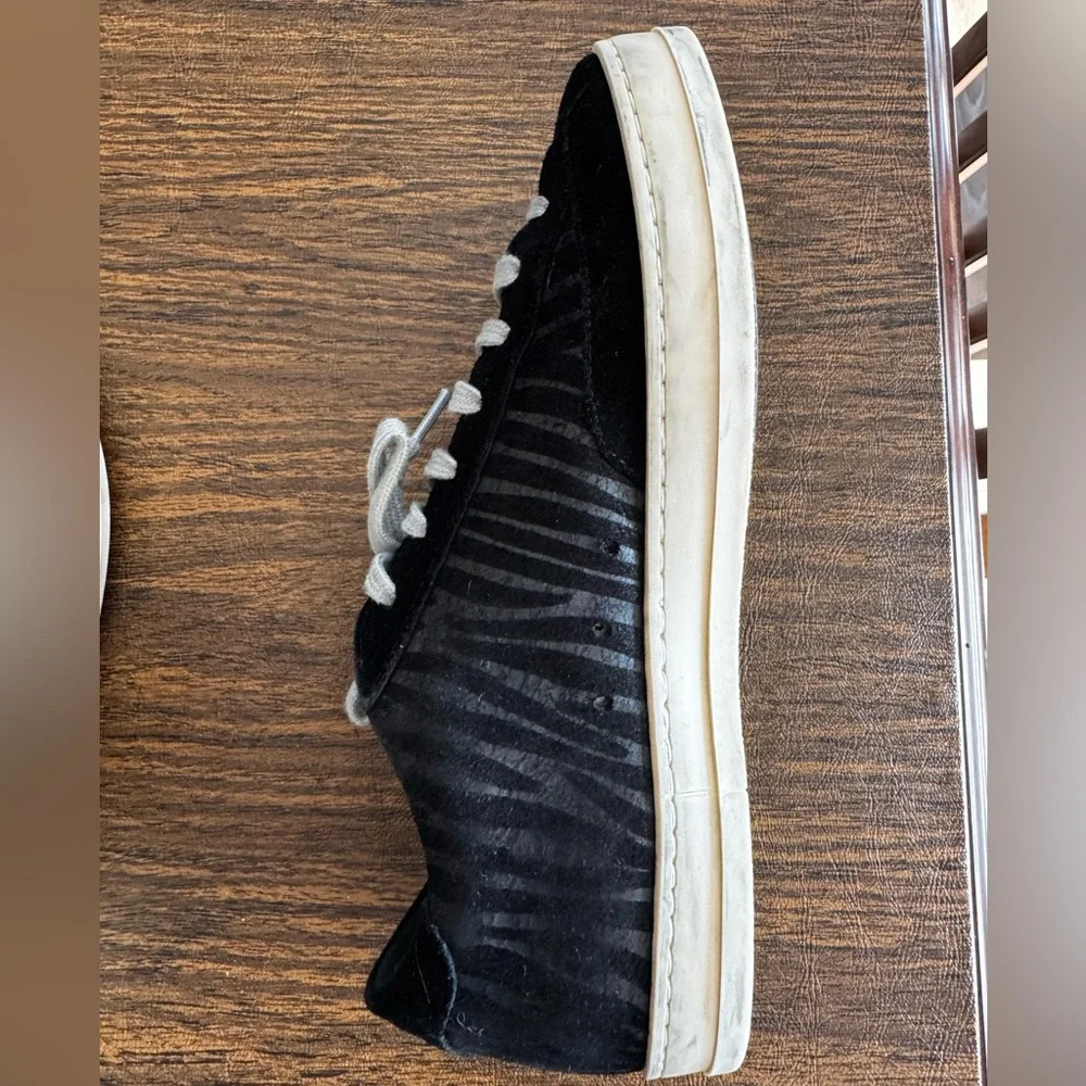 P448 Zebra Iridescent Low-Top Sneakers EU 36